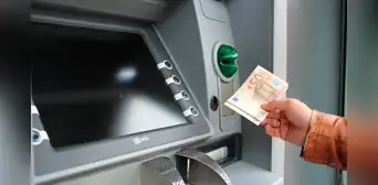 Adiós a los cajeros automáticos como los conocías desde este 28 de junio: la nueva regulación para sacar dinero que se verán en las calles de España