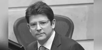 Muere Miguel Uribe, precandidato presidencial de Colombia, baleado por un sicario de 15 años durante un mitin