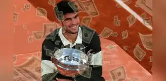 El enorme monto que ganó Carlos Alcaraz al conquistar Roland Garros 2025: está entre los tenistas mejor pagados