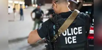 A la oficina del gobernador: Senado de este estado en EEUU aprueba proyectos de ley que exigen colaborar con ICE en temas de inmigración A la oficina del gobernador: Senado de este estado en EEUU aprueba proyectos de ley que exigen colaborar con ICE en temas de inmigración