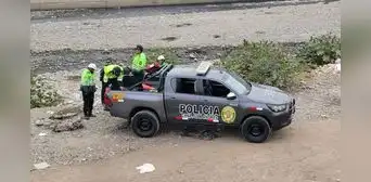 Policía Nacional halla cuerpo sin vida dentro de un costal a orillas del río Rímac en El Agustino