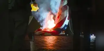 Protestas anti ICE en Los Ángeles: queman banderas estadounidenses durante manifestaciones en Seattle, Washington