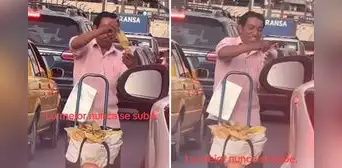 Ambulante peruano sorprende con su divertida forma de vender tamales: “No duerme en sus laureles”