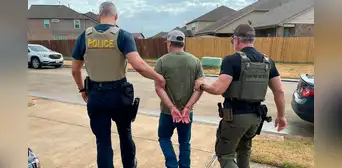 Redadas de inmigración en EEUU: policías y sheriffs de Texas aclaran los límites de su participación en los operativos de ICE Redadas de inmigración en EEUU: policías y sheriffs de Texas aclaran los límites de su participación en los operativos de ICE