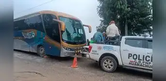 Murió mientras cambiaba las llantas de su propio bus: chofer es aplastado por su vehículo en Huamachuco