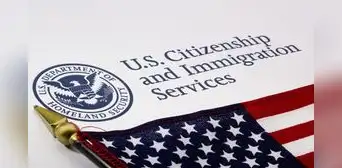 Texas investiga casos de voto ilegal gracias a la base de datos de USCIS: 33 inmigrantes bajo investigación Texas investiga casos de voto ilegal gracias a la base de datos de USCIS: 33 inmigrantes bajo investigación