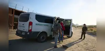 Padre inmigrante acepta deportación por 20 años de EEUU para regresar a sepultar a su hijo en México: "Todo era para él"