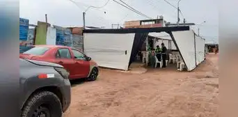 Asesinan a mujer mientras velaba a su padre en Ventanilla: sicarios dispararon delante del público Asesinan a mujer mientras velaba a su padre en Ventanilla: sicarios dispararon delante del público