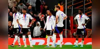 Olympique Lyon, histórico club francés, descendió a segunda división por deuda de 175 millones de euros Olympique Lyon, histórico club francés, descendió a segunda división por deuda de 175 millones de euros