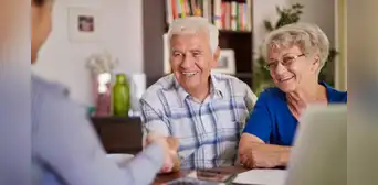 ¡Atención jubilados en España! Cuándo se cobra la paga extra de verano para los pensionados y cuánto subirán en 2025