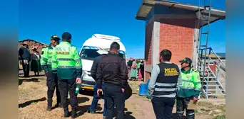 Siete delincuentes asaltan casa de alcalde y se llevan dinero: se salvó de morir tras esquivar un disparo en Puno Siete delincuentes asaltan casa de alcalde y se llevan dinero: se salvó de morir tras esquivar un disparo en Puno
