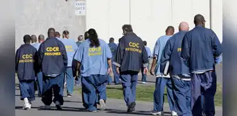 Gobierno evalúa recibir presos extranjeros desde Estados Unidos, pese a que no cumple con deshacinamiento en cárceles