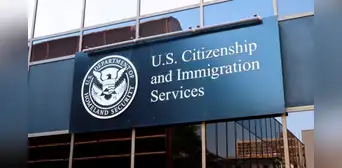 USCIS advierte por última vez a los inmigrantes en EEUU: deberán realizar este importante trámite para no ser deportados USCIS advierte por última vez a los inmigrantes en EEUU: deberán realizar este importante trámite para no ser deportados