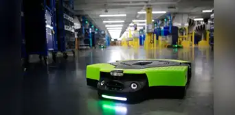 Esta empresa de Jeff Bezos tiene más de un millón de robots como trabajadores: aumentó su productividad por empleado de 175 paquetes enviados al día a 3870