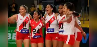 ¡Triunfazo histórico! Perú remontó y venció 3-1 a Brasil por la Copa América de Vóley 2025 ¡Triunfazo histórico! Perú remontó y venció 3-1 a Brasil por la Copa América de Vóley 2025