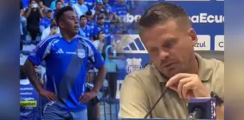 DT de Emelec se rinde ante Christian Cueva tras salir de zona de descenso: "Un jugador diferente" DT de Emelec se rinde ante Christian Cueva tras salir de zona de descenso: "Un jugador diferente"