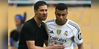 Xabi Alonso calentó el partido ante el PSG y adelantó que Kylian Mbappé aún no está al 100% Xabi Alonso calentó el partido ante el PSG y adelantó que Kylian Mbappé aún no está al 100%