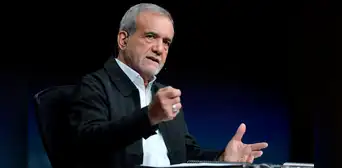 El presidente de Irán, Masoud Pezeshkian, asegura que Israel quiso asesinarlo: “Lo intentaron, pero fracasaron”