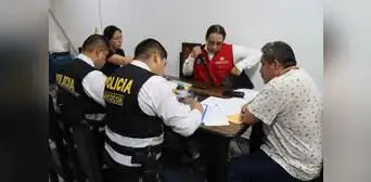 ‘El Clan del Cheque’: Caen 6 funcionarios que usaban fondos públicos para financiar campaña política ‘El Clan del Cheque’: Caen 6 funcionarios que usaban fondos públicos para financiar campaña política