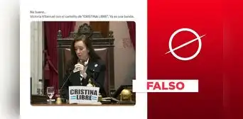 La vicepresidenta de Argentina no apareció con un cartel a favor de Cristina Fernández: es un montaje La vicepresidenta de Argentina no apareció con un cartel a favor de Cristina Fernández: es un montaje