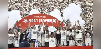 El espectacular récord que Universitario impuso en el fútbol peruano tras salir campeón del Torneo Apertura 2025 El espectacular récord que Universitario impuso en el fútbol peruano tras salir campeón del Torneo Apertura 2025