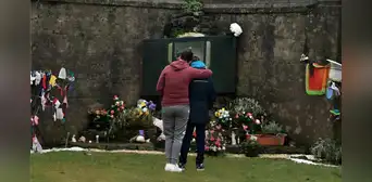 Irlanda inicia excavaciones para hallar a 800 bebés enterrados en fosa común en antiguo hogar católico de madres solteras de Tuam Irlanda inicia excavaciones para hallar a 800 bebés enterrados en fosa común en antiguo hogar católico de madres solteras de Tuam