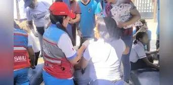 Fiestas Patrias 2025: más de 100 escolares sufren desmayos en Iquitos por golpe de calor durante desfile escolar Fiestas Patrias 2025: más de 100 escolares sufren desmayos en Iquitos por golpe de calor durante desfile escolar