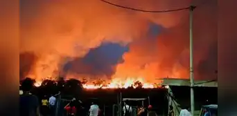 Incendio forestal en Pucallpa: cuatro caseríos y 500 hectáreas son afectadas en Manantay Incendio forestal en Pucallpa: cuatro caseríos y 500 hectáreas son afectadas en Manantay