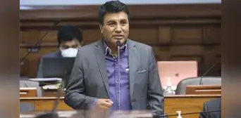 Congreso: Óscar Zea renuncia a Bloque Magisterial y solicita unirse a la bancada de Somos Perú