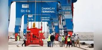 Puerto de Chancay genera empleos para peruanos: más del 50% de sus trabajadores son chancayanos Puerto de Chancay genera empleos para peruanos: más del 50% de sus trabajadores son chancayanos