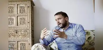 Eduardo Dargent: “La gente de derecha cree que se ve súper bacán criticando a los caviares, pero muchos los ven parecidos”