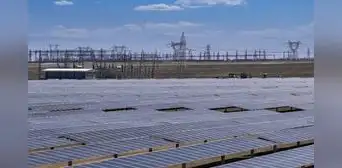 Perú inaugura su planta solar más grande, construida por la española Zelestra en Arequipa: generará energía para 440.000 hogares Perú inaugura su planta solar más grande, construida por la española Zelestra en Arequipa: generará energía para 440.000 hogares