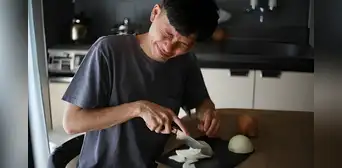 ¿Por qué lloramos al cortar cebollas? Un estudio científico revela qué cuchillo utilizar y cómo evitar las lágrimas ¿Por qué lloramos al cortar cebollas? Un estudio científico revela qué cuchillo utilizar y cómo evitar las lágrimas