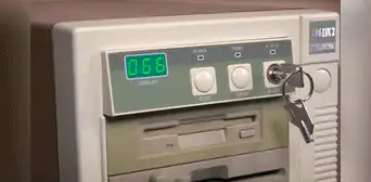 ¿Por qué el CPU de muchas computadoras antiguas venía con una cerradura y una llave? ¿Por qué el CPU de muchas computadoras antiguas venía con una cerradura y una llave?