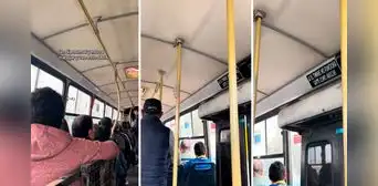 Timbre de bus se malogra y chofer pone curioso mensaje a pasajeros: "No sé si ofenderme o reírme" Timbre de bus se malogra y chofer pone curioso mensaje a pasajeros: "No sé si ofenderme o reírme"