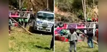 Tragedia en Junín dejó 18 muertos y 24 heridos: bus interprovincial cayó a barranco tras despiste en carretera de Tarma Tragedia en Junín dejó 18 muertos y 24 heridos: bus interprovincial cayó a barranco tras despiste en carretera de Tarma