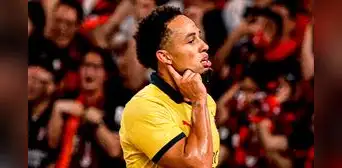 AC Milan no desentona: venció 4-2 a Liverpool en un amistoso de pretemporada en Hong Kong AC Milan no desentona: venció 4-2 a Liverpool en un amistoso de pretemporada en Hong Kong