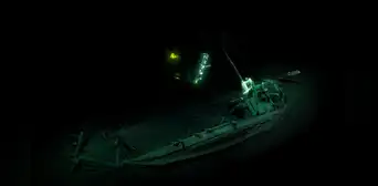 Descubren barco milenario de más de 2000 años en Turquía que sorprende a arqueólogos por perfecto estado de conservación