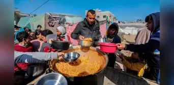 Francia enviará 40 toneladas de ayuda humanitaria a Gaza vía aérea, pero advierte "no es suficiente"