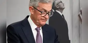 Trump llama “perdedor” a Powell y exige baja de tasas: “Nos cuesta trillones mantenerlas altas”