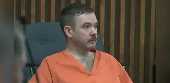 Hombre es condenado a 15 años de prisión luego de abandonar el cuerpo de su hijo en terribles condiciones en EEUU Hombre es condenado a 15 años de prisión luego de abandonar el cuerpo de su hijo en terribles condiciones en EEUU
