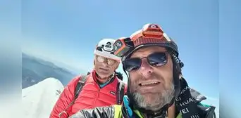 Dos alpinistas se salvaron de morir tras sufrir una noche a 15 grados bajo cero en los Alpes: "Fueron horas terribles" Dos alpinistas se salvaron de morir tras sufrir una noche a 15 grados bajo cero en los Alpes: "Fueron horas terribles"