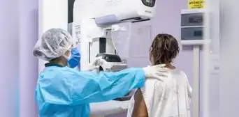 Falta de especialistas para mamógrafos y con resultados tardíos: el cáncer de mama se detecta muy tarde en el Perú Falta de especialistas para mamógrafos y con resultados tardíos: el cáncer de mama se detecta muy tarde en el Perú