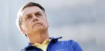 Ordenan prisión domiciliaria a Jair Bolsonaro por violar medidas cautelares en juicio por golpe de Estado en Brasil