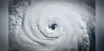 Científicos chinos crean un “ojo de tormenta”: arma busca blindar a sus tropas y desactivar a enemigos en guerra