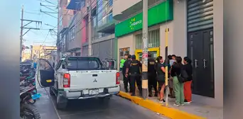 Alarmas de banco evitan robo en Chepén: delincuentes golpean a vigilante y huyen sin dinero Alarmas de banco evitan robo en Chepén: delincuentes golpean a vigilante y huyen sin dinero