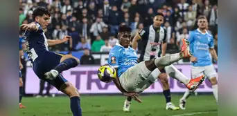 Miguel Araujo se fracturó tras empate contra Alianza Lima: defensa de Sporting Cristal tendrá que ser operado Miguel Araujo se fracturó tras empate contra Alianza Lima: defensa de Sporting Cristal tendrá que ser operado