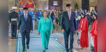 Dina Boluarte llegó a Indonesia en medio de crisis de inseguridad ciudadana en el Perú Dina Boluarte llegó a Indonesia en medio de crisis de inseguridad ciudadana en el Perú