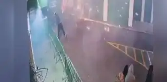 Palmeiras sufre ataque con bombas y petardos en sus instalaciones a pocos días del partido contra Universitario por Libertadores Palmeiras sufre ataque con bombas y petardos en sus instalaciones a pocos días del partido contra Universitario por Libertadores