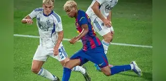 ¡Barcelona ganó el Trofeo Joan Gamper! Goleó 5-0 al Como 1907 en el Estadio Johan Cruyff ¡Barcelona ganó el Trofeo Joan Gamper! Goleó 5-0 al Como 1907 en el Estadio Johan Cruyff